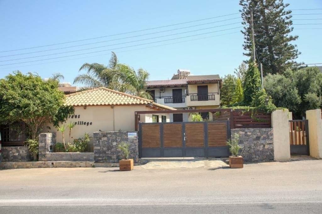 Petros Village Hersonissos  Exterior foto
